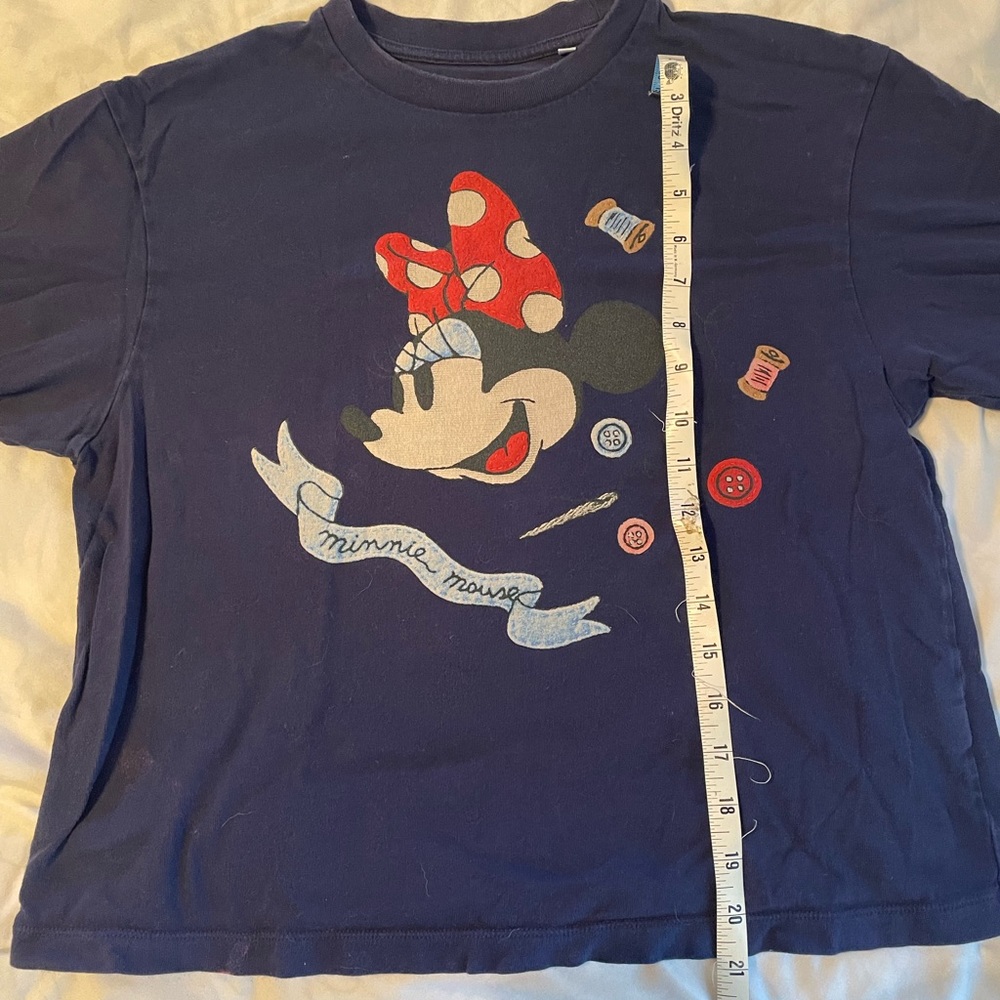 Disney Minnie Mouse navy Uniqlo t shirt